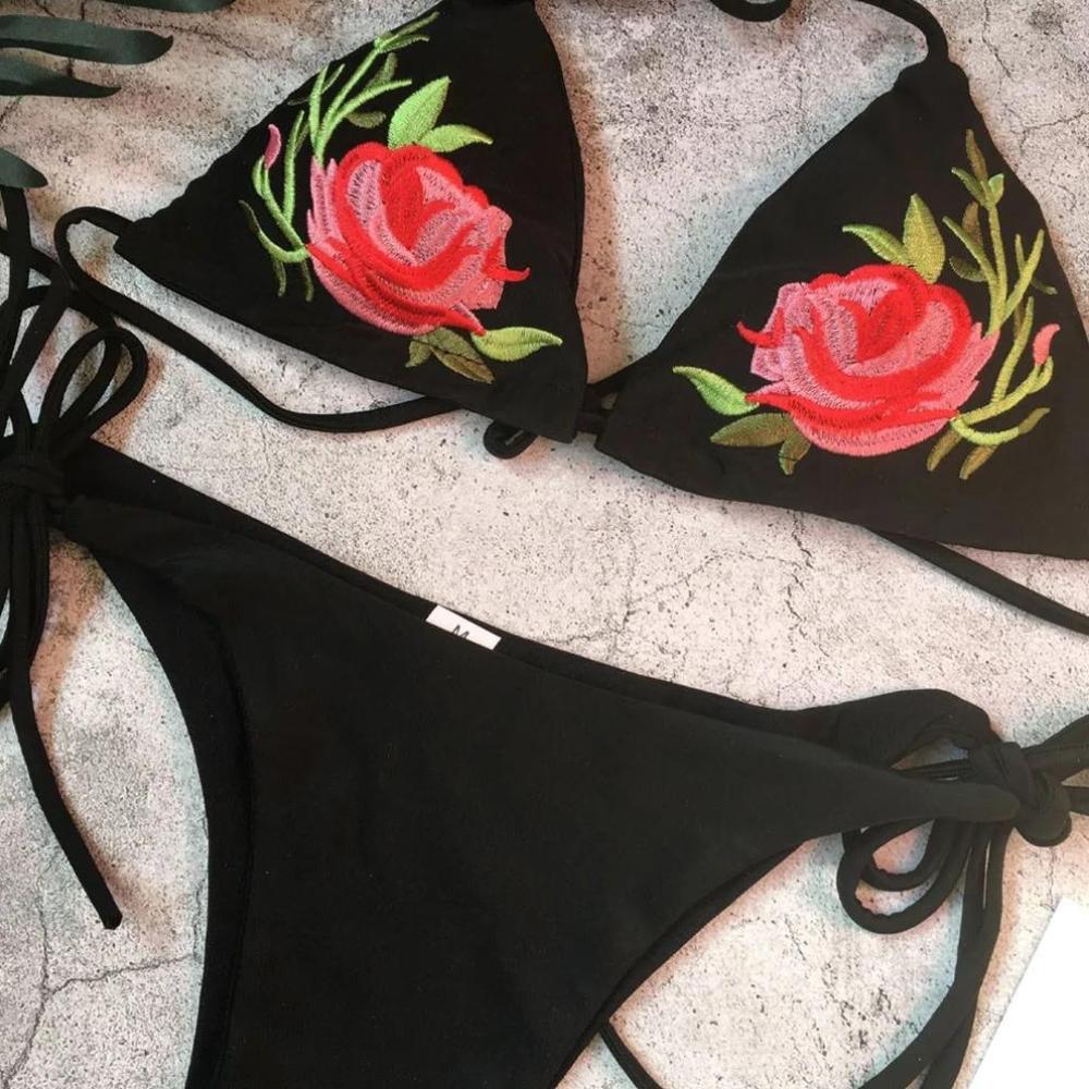 Two-piece Floral Bikini Swimsuit Tied for the Beach, Pool, L Two-piece Floral Bikini Swimsuit Tied for the Beach, Pool, L