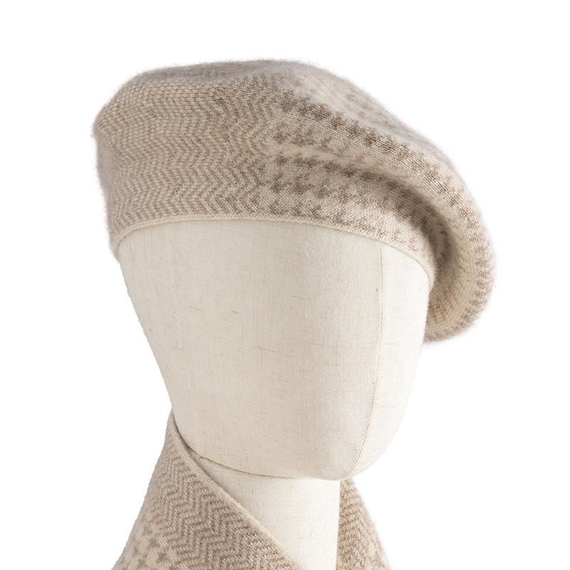 

Ladies 100%Cashmere Thick Beret Autumn&Winter Color Blocked Knitted Hat Elegant Herringbone Pattern Color Blocked Hat For Women верблюд
