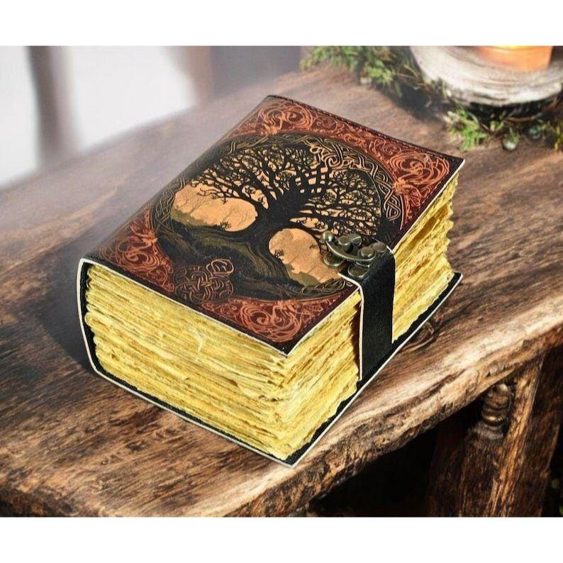 

Винтажный кожаный журнал, Толстый журнал «Древо жизни», Пустая книга теней для заклинаний, Небесные подарки для него/нее 7 x 5 in