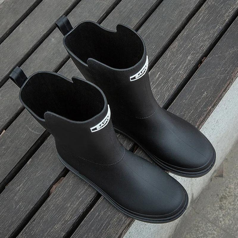 Modische Damen-Halbhohe Regenstiefel Neue Gummischuhe Winter-Regenstiefel Baumwollgefüttert Warmhaltend Wasserdicht Damen-Rutschfeste Schuhe
