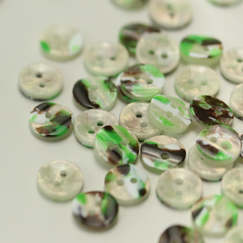 

5 шт. смоляные двухглазые цветные узоры имитация ракушки пуговицы рубашка свитер пуговицы женский вязаный кардиган рукав воротник пряжка 2 #[Two-eye imitation shell green] * 11mm * round