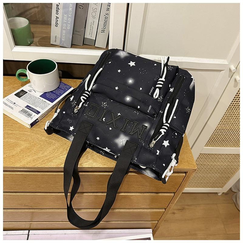 School bag women s new Japanese ins high value, fresh and sweet star makeup bag, light and largecapacity backpack
