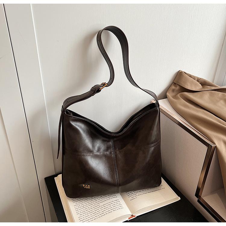 

Высококачественная сумка через плечо из цельного плутония с застежкой-молнией, большая вместимость, модная мягкая универсальная простая сумка через плечо