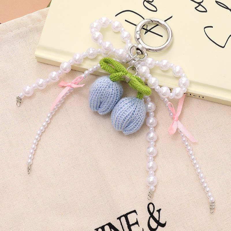 

Creative Wool Crocheted Tulip Key Ring Ins Cute Girl Pearl Chain Keychain Handmade Knitted Bag Pendant Jewelry Gift
