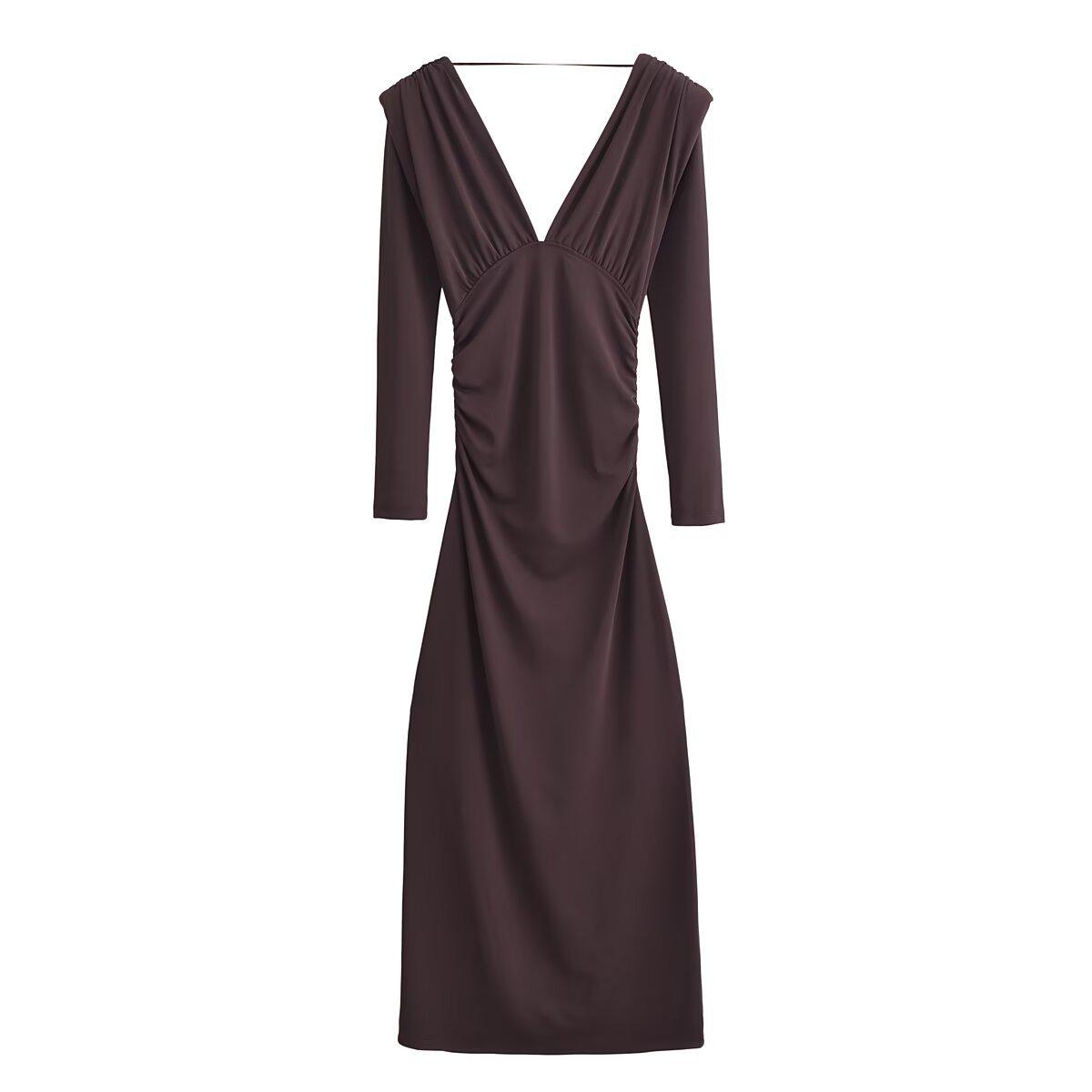 

Autumn 2024 Women s Slim Fit Long Dress with Ruched Details & Shoulder Pads - European/American Style. S каштановый
