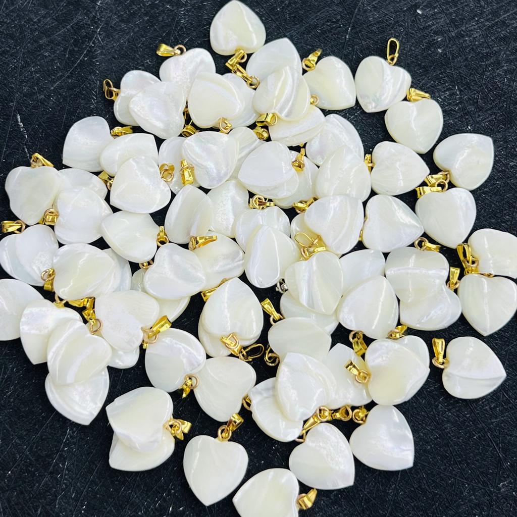 5Pcs, White Natural Shell Pendant With Gold Color Buckle, Fashion Handmade Heart Charms for Jewelry Making DIY Necklace Earring Accessories, 15×15mm