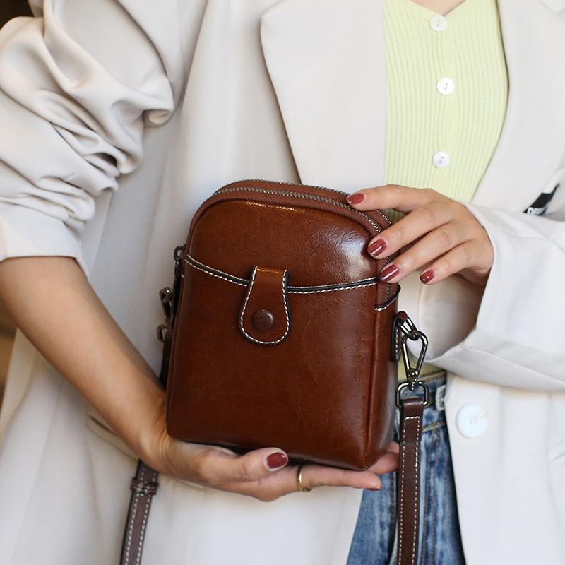 Retro New Summer Mobile Phone Bag Fashionable and Versatile Mini One Shoulder Crossbody Bag