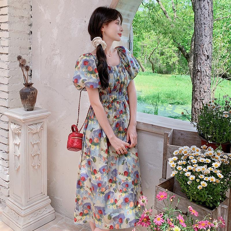 French Retro Floral Puff Sleeve Dress - Summer 2025 Waist-Slimming Holiday Beach Style