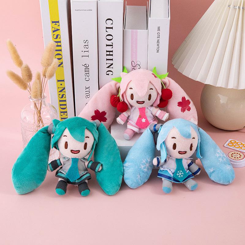 Plush Toys Hatsune Snow Keychains Pendants Bag Decor Dolls Gifts Fan