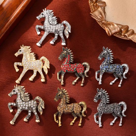 Retro Horse Brooch Rhinestone Inlaid Horse Pin Zodiac Year Animal Brooch Men Women Suit Accessory for Handbag Clothes Decoration