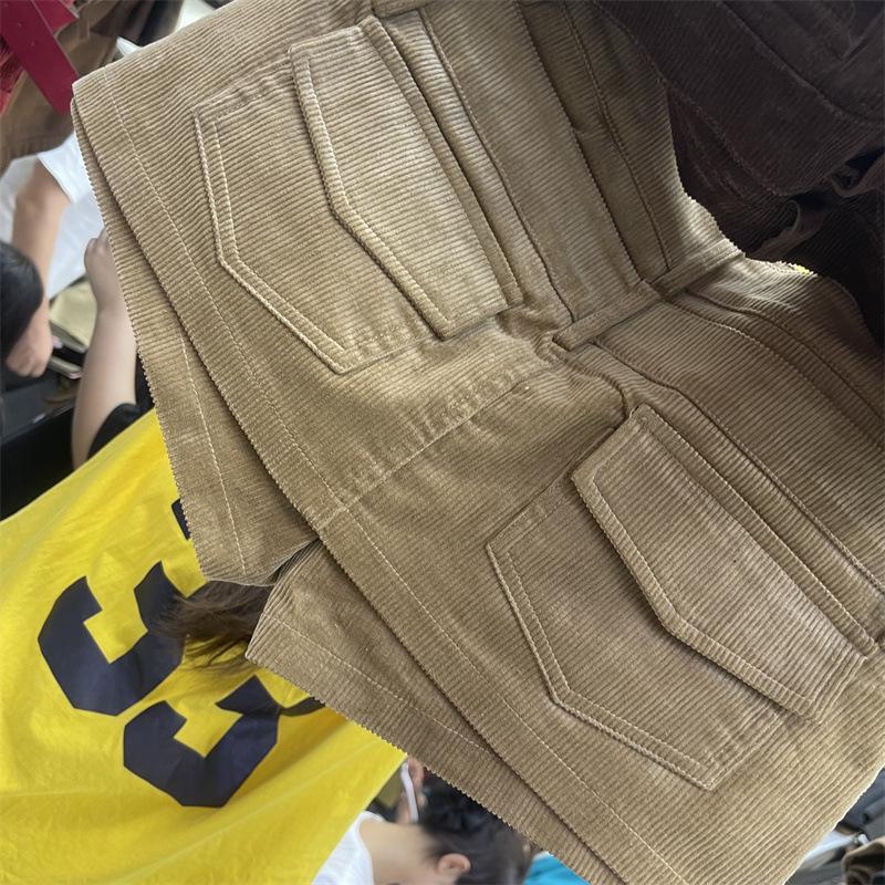 Vintage Low-Waist Slim-Fit Cargo Shorts with Heavy Embroidery, Bronze Snap Buttons, Double Waistband, Faux Two-Piece Design