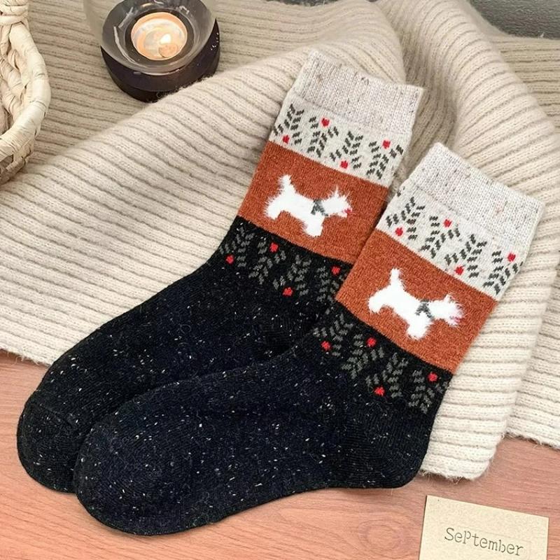 1/2/5pairs New Fashion Autumn Winter Mid-tube Socks Cartoon Dog Pattern Plush Women's Socks Sweet Cute Hosiery Christmas Gifts