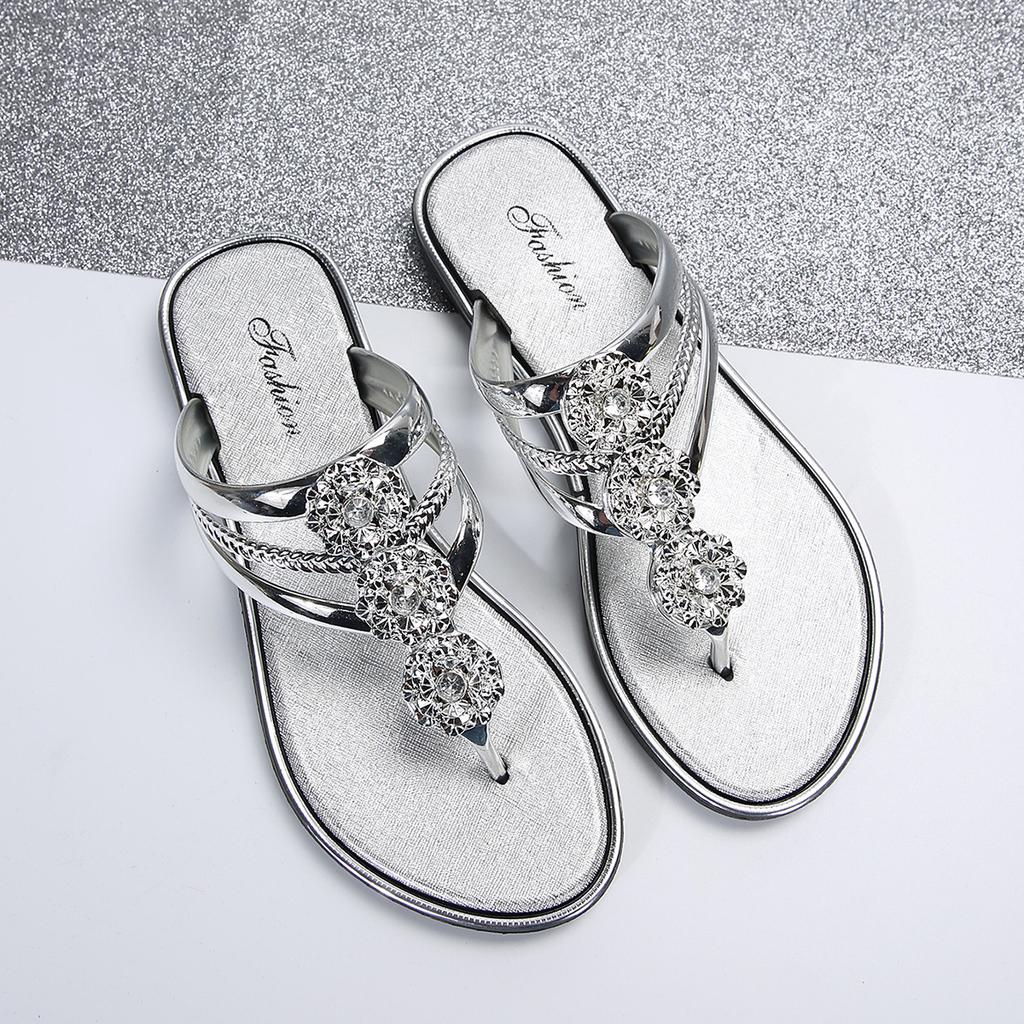 Silver flip-flops women's summer wear fashion soft bottom pinch feet beach slippers large size flip-flops
