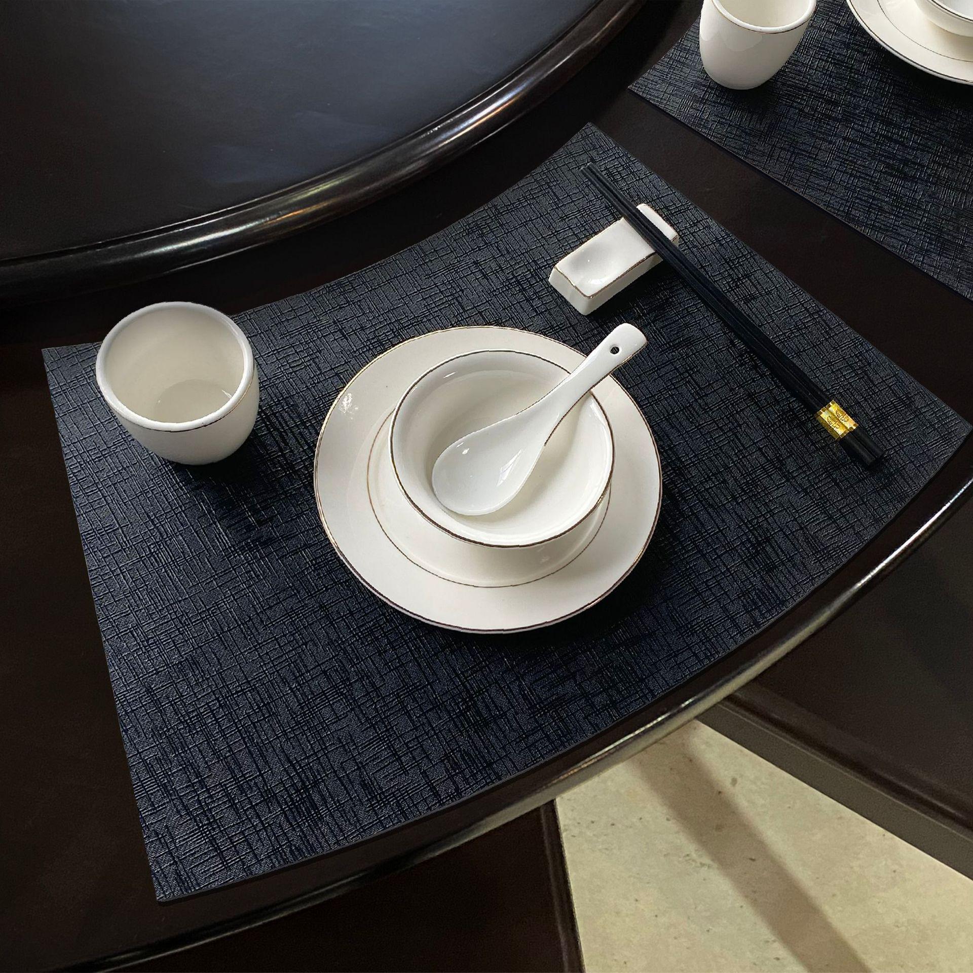 

Европейский стиль Двусторонний Кожаный Водонепроницаемый Подставка - Нескользящий, Изолированный, Металлическая Текстура, Квадратная Подкладка для Подноса.