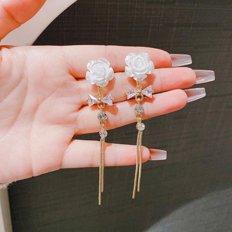 Silver needle white rose flower fringed long earrings temperament round face niche design high-end ear jewelry