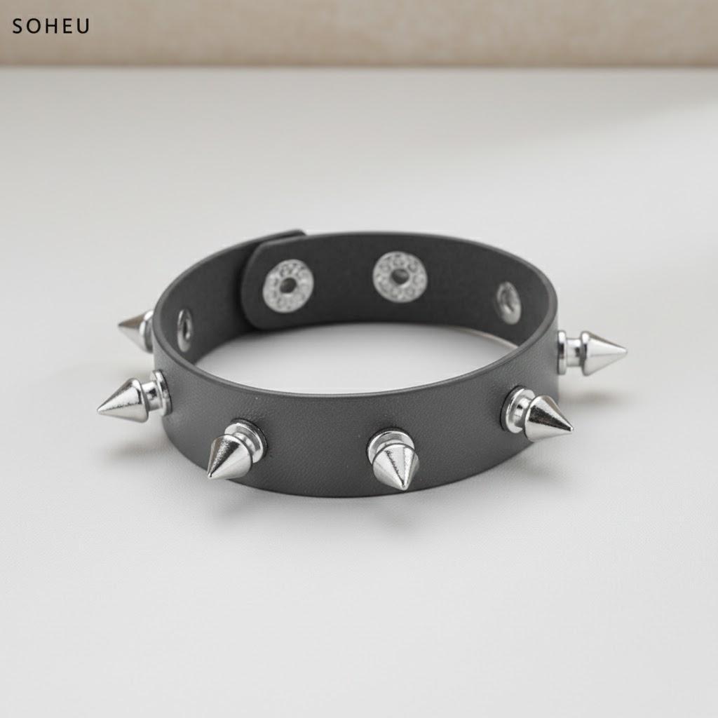 Gothic Style Unisex Black Leather Spike Rivet Cuff Bracelet Large Size Wristband for Men Women Punk Rock Fashion Accessories чёрный