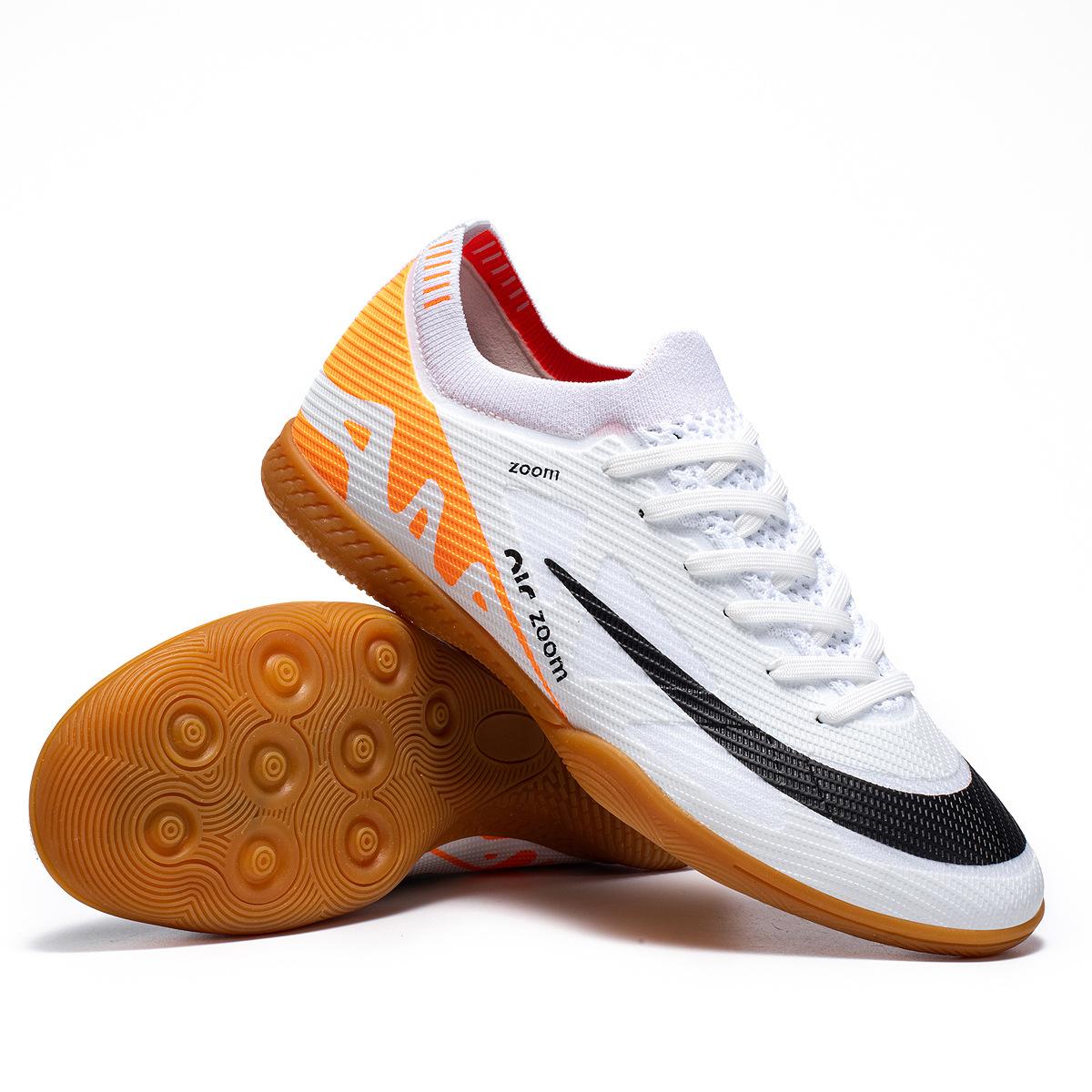 

New children s and women s football shoes, youth long broken nails, non-slip and wear-resistant training competitions, popular football shoes 35