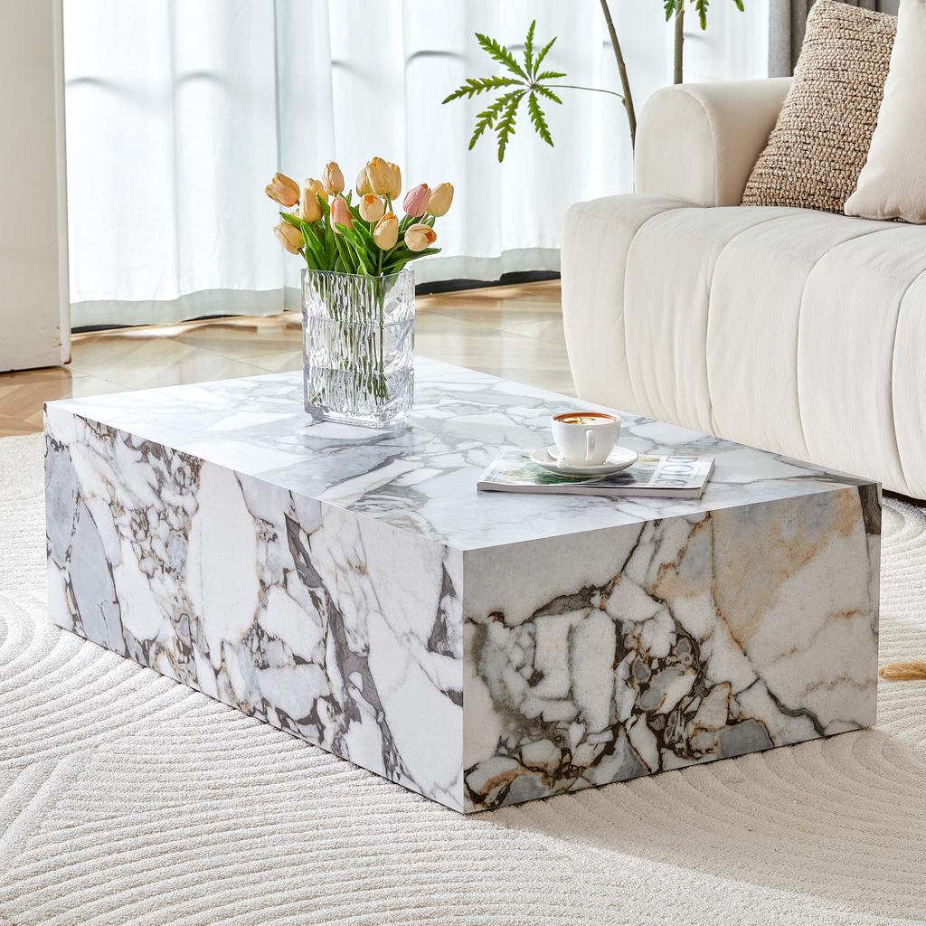 Weißer rechteckiger Couchtisch, Marmor-Imitat-Textur, 90×50×30 cm, MDF, keine Montage erforderlich. Luxuriös, skandinavischer, nordeuropäischer Stil.