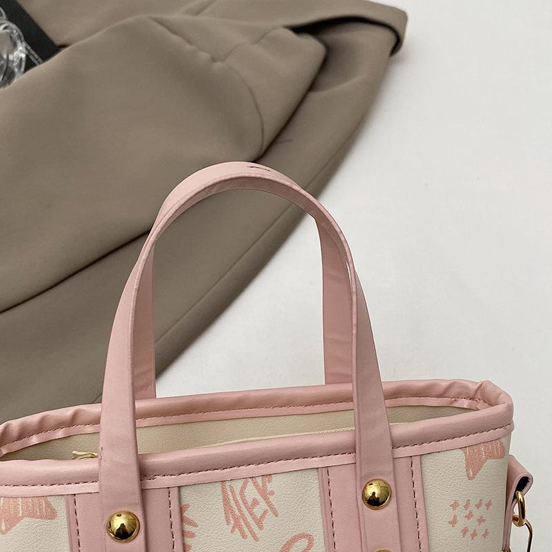 Cartoon Cute Small Bag Women's 2025 New Trendy Fashion Versatile Messenger Bag Commuting To Work Portable Bucket Bag