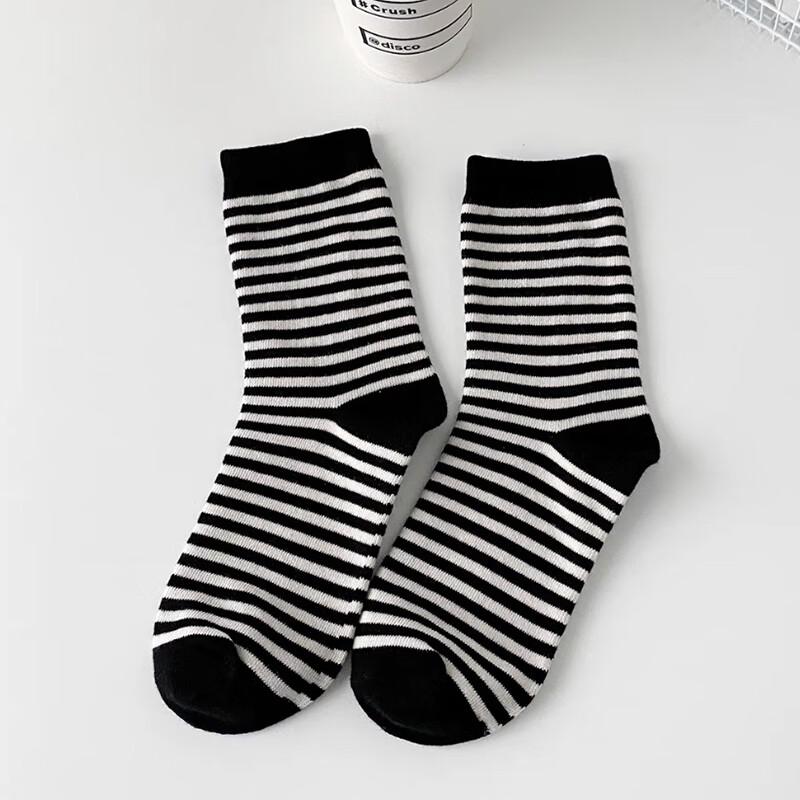 LCsanyp Vintage Striped Mid-Calf Socks One Size