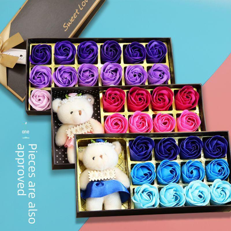 

«Букет красных роз ручной работы с мишкой - Искусственные цветы»