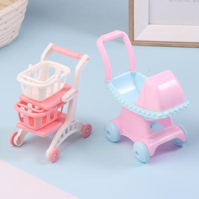 Poppen en knuffels – Poppenhuizen en accessoires