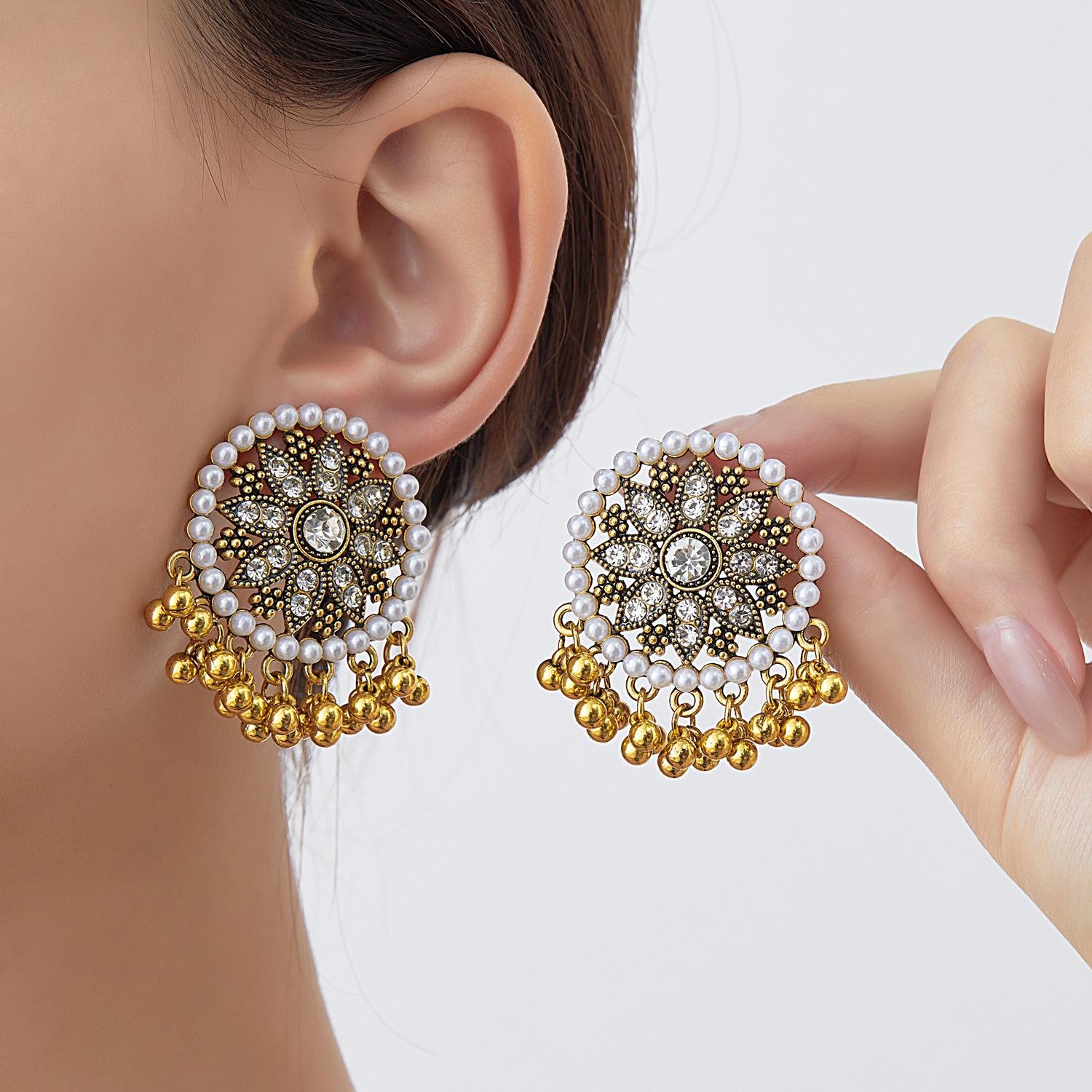 Retro Round Diamond - Studded Tassel Drop Earrings , Tribal Style Boho Earrings for Women белый