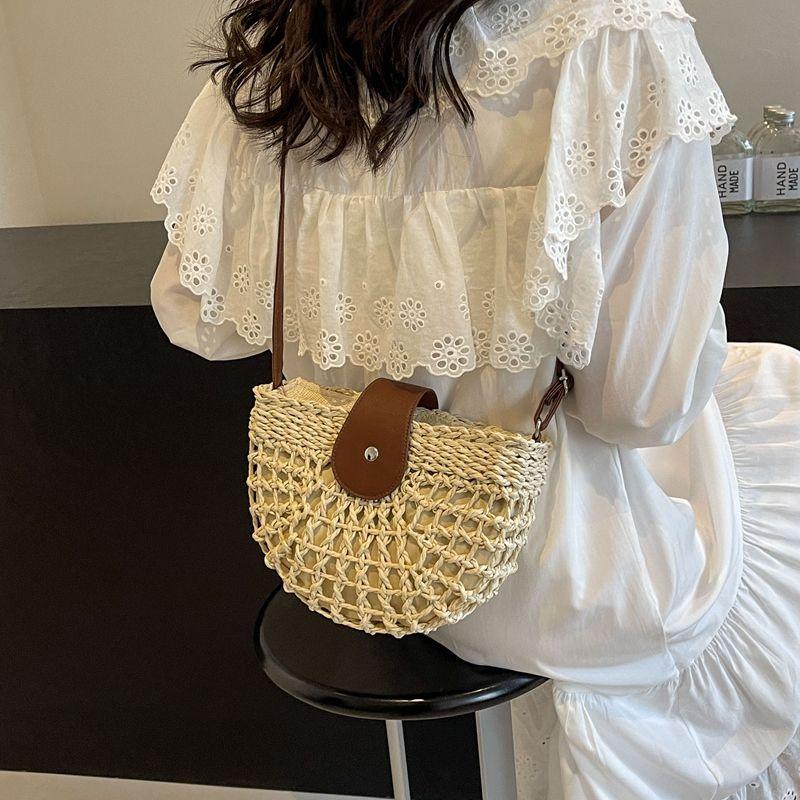 Summer Women's Vintage Grass Woven Bag Crossbody Shoulder Bag Armpit Saddle Bag Woven Small Bag