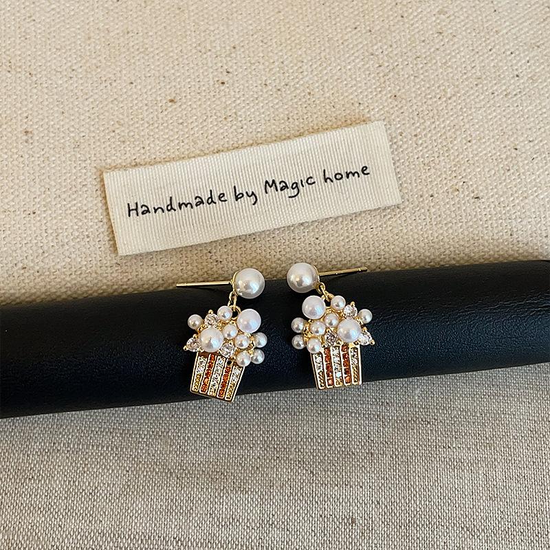 

Серьги-гвоздики Design Sense Popcorn Pearl, женские, нишевые, уникальные, изысканные, модные, универсальные серьги для поездок на работу