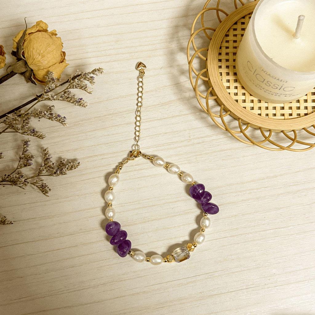 Women's Amethyst & Freshwater Pearl Adjustable Bracelet – Light Luxury Crystal Design