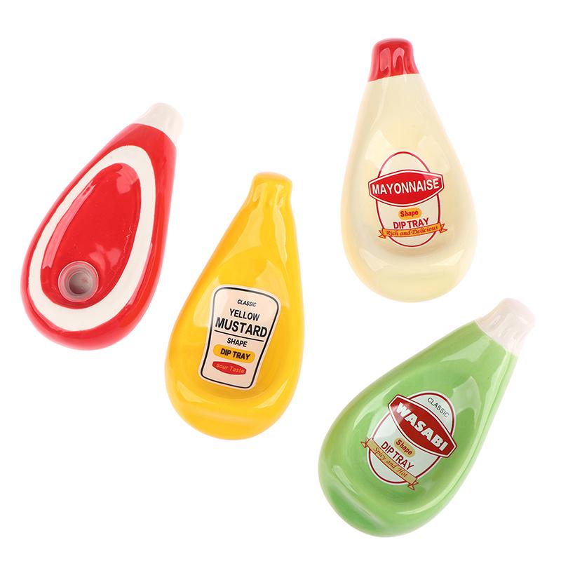 1Pc Creativity Seasoning Dish Soy Sauce Plate Ceramic Disc Tomato Shaped Sauce Plate Salad Dressing Plate Table Decoration