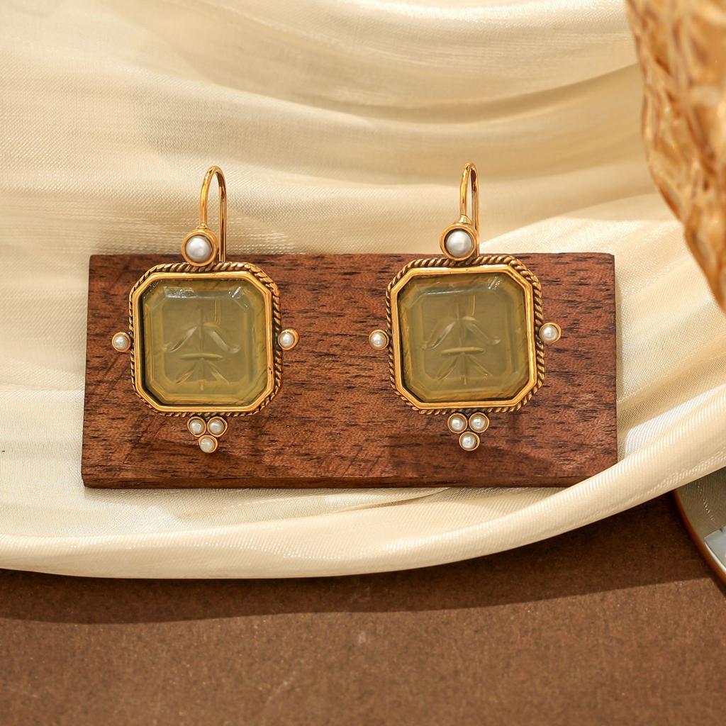 Nové dámské náušnice Retro móda Kreativní dámské náušnice