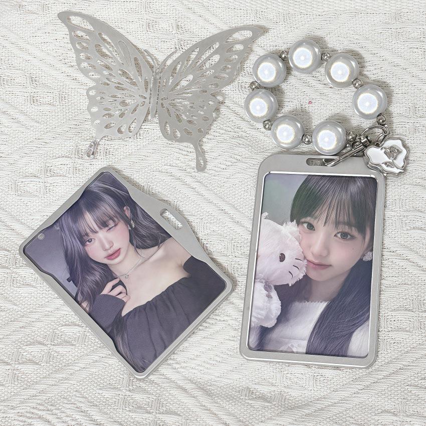 Silver Metal Star Idol Photo Frame Badge Holder with Beaded Chain
