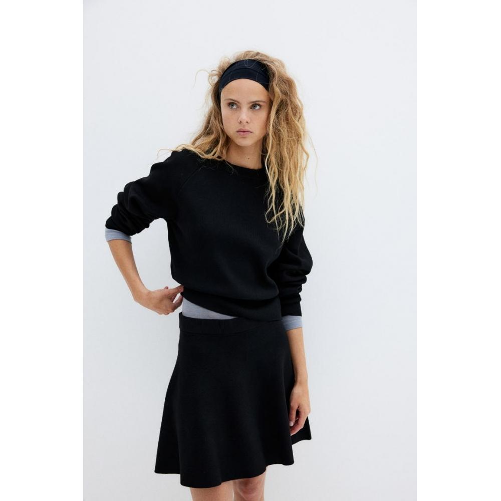 

H M Flare Knit Skirt Black