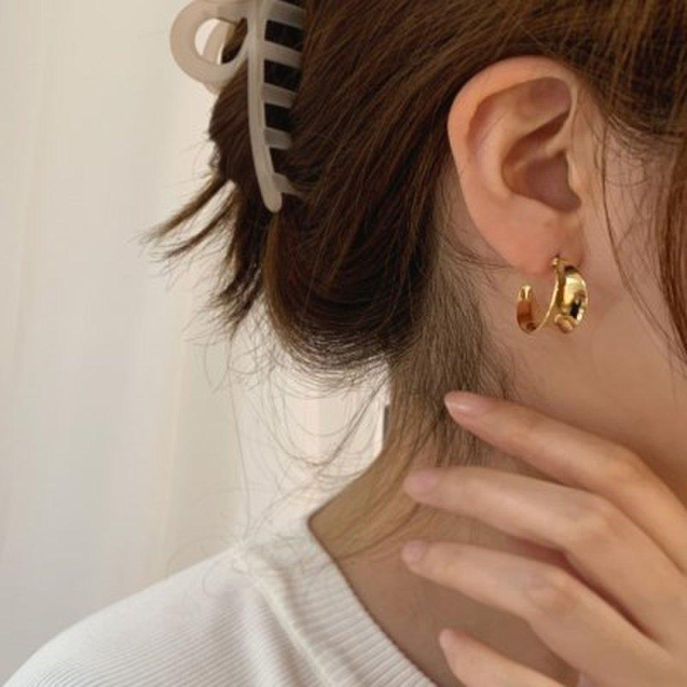 Modern Semicircle Thick Daily Hoop Earrings