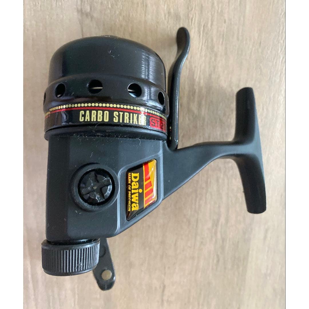 Used Daiwa CARBO STRIKER ST-20 spinning reel