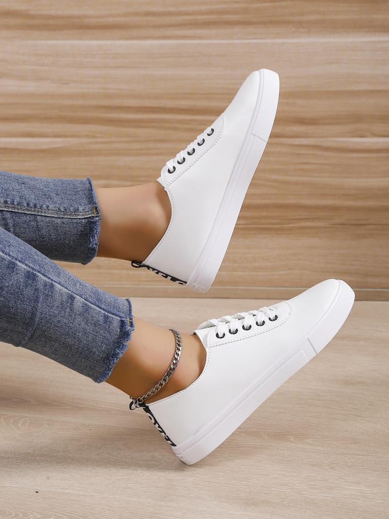 Nový vzor Tenisky Ženy Šněrovací Mělké Bílé Kožené Boty Univerzální Měkká podešev Běh Chůze Zapatos Student Campus