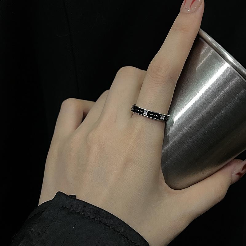 

Niche Design Sense Black Star Ring Female Opening Adjustable Advanced Sense Dark Cold Wind Couple Ring opening adjustable