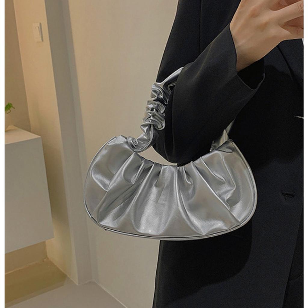 Bag Girl, Korean Version One Shoulder Dumpling Bag, French Bag, Fashionable Cloud Bag, Pleated Handbag, Armpit Bag