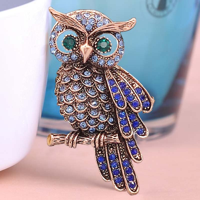 High End Luxury Diamond Studded Blue Cat Head Eagle Brooch, Retro High-End Feel, Women'S Clothing Anti Glare Pin