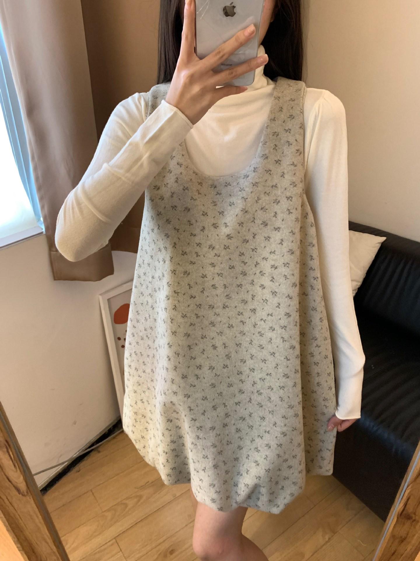 Xinbangbang Women s Winter Sleeveless U-Neck Floral Layered Vest Dress One Size