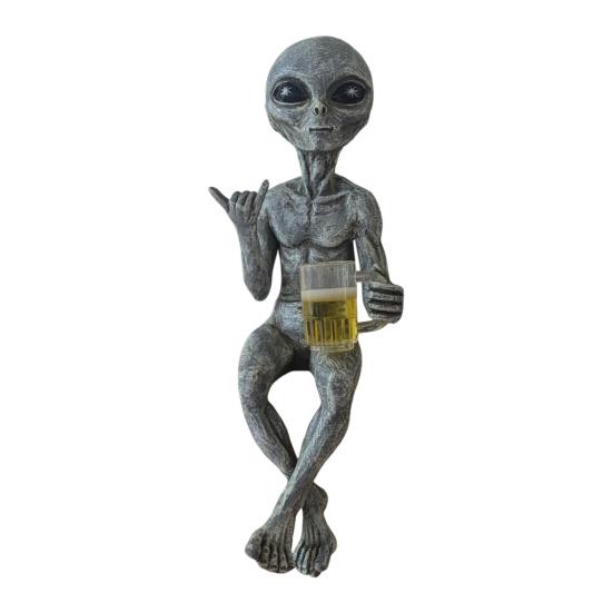 UV Protected Alien Garden Ornament Statue Hand-Painted Funny Rude Alien Sculpture Home Decor Yard Ornament