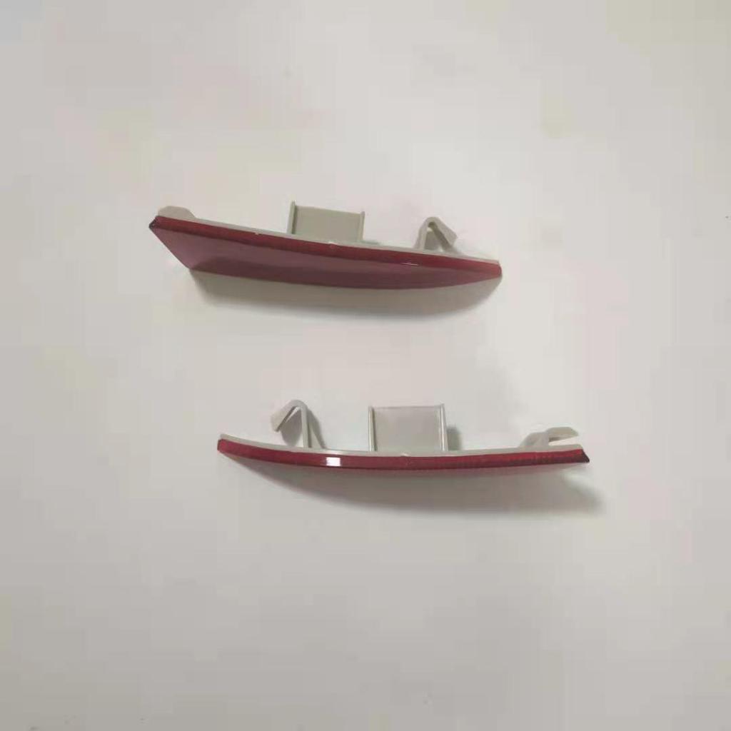 Reflective Trim for BMW X3 E83 (Parts 63147162217, 63147162218)