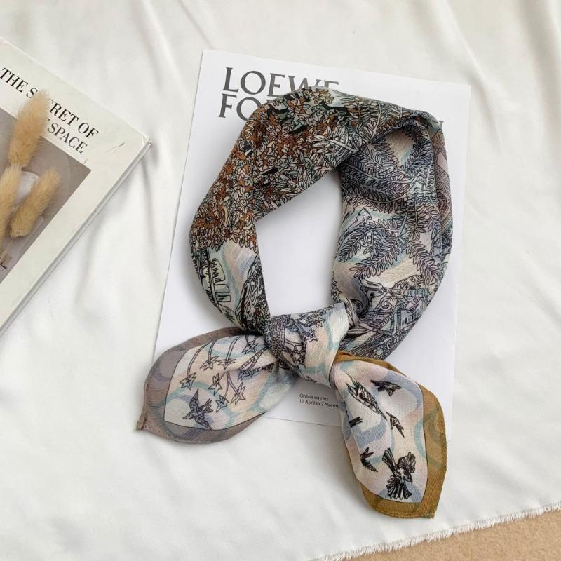 Square scarf new neck scarf scarf small shawl travel bag headscarf versatile cashew flower silk scarf