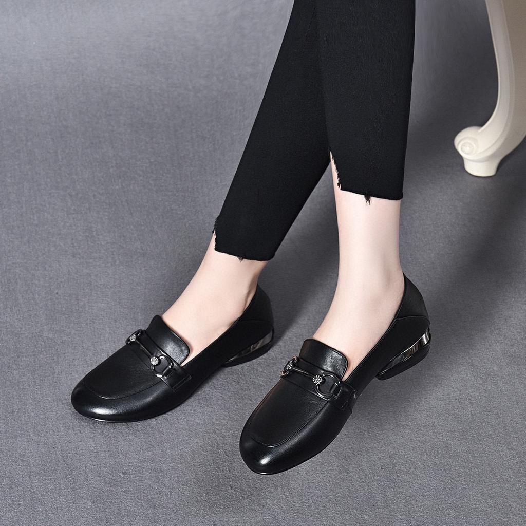 Flat-soled single shoes women's shoes spring new first-layer cowhide round head low-heeled feet two wear casual shoes