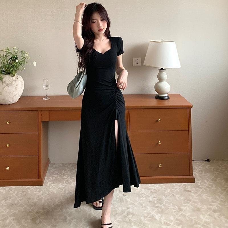 Summer New Korean Version of High Waist Pleated Design Sense V-neck Slim-fit Hip-wrap Over Knee Temperament Split-end Slim Dress