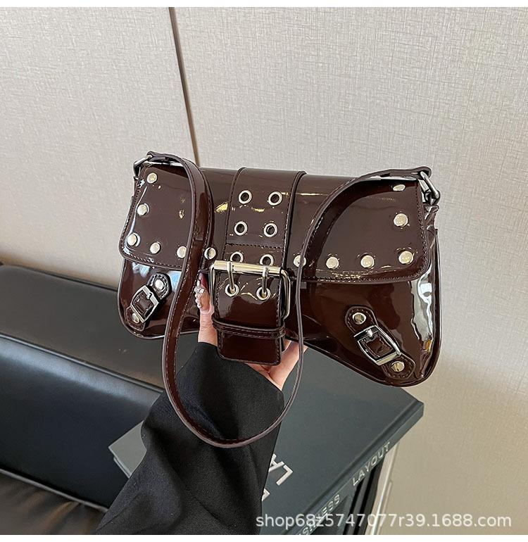 Hot Girl Style Rivet Underarm Small Bag for Women 2025 New Fashion Niche Design Commuter Bag Patent Leather Shoulder Bag