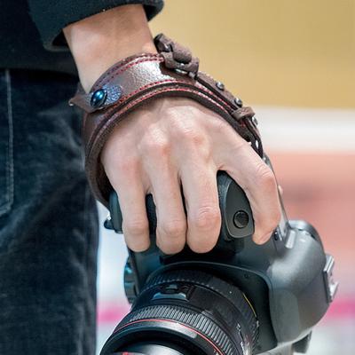 Pulseira de Pulso para Câmera com Design Ergonômico Fivela de Pressão à Prova d'Água Resistente ao Desgaste Universal para Pulso de Câmera