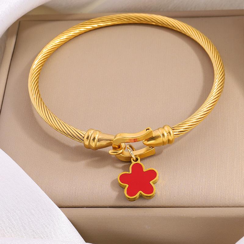 Steel Wire Light Luxury Five-flower Pendant Women's Fashion Niche High-end Bracelet
