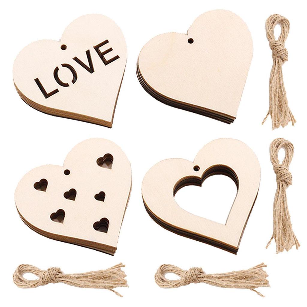 Valentine's Day Hand-painted Wooden Heart Pendant for Home Decoration.